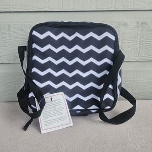 Thirty-One 31 Perfect Potluck Square Party Thermal Tote Black Chevron Insulated